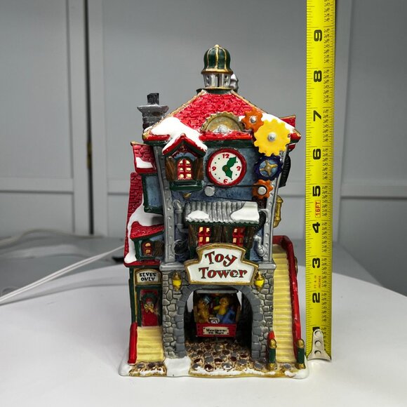 Lemax Toy Tower Lighted House Christmas Village Santas Wonderland 2001 - Picture 6 of 12